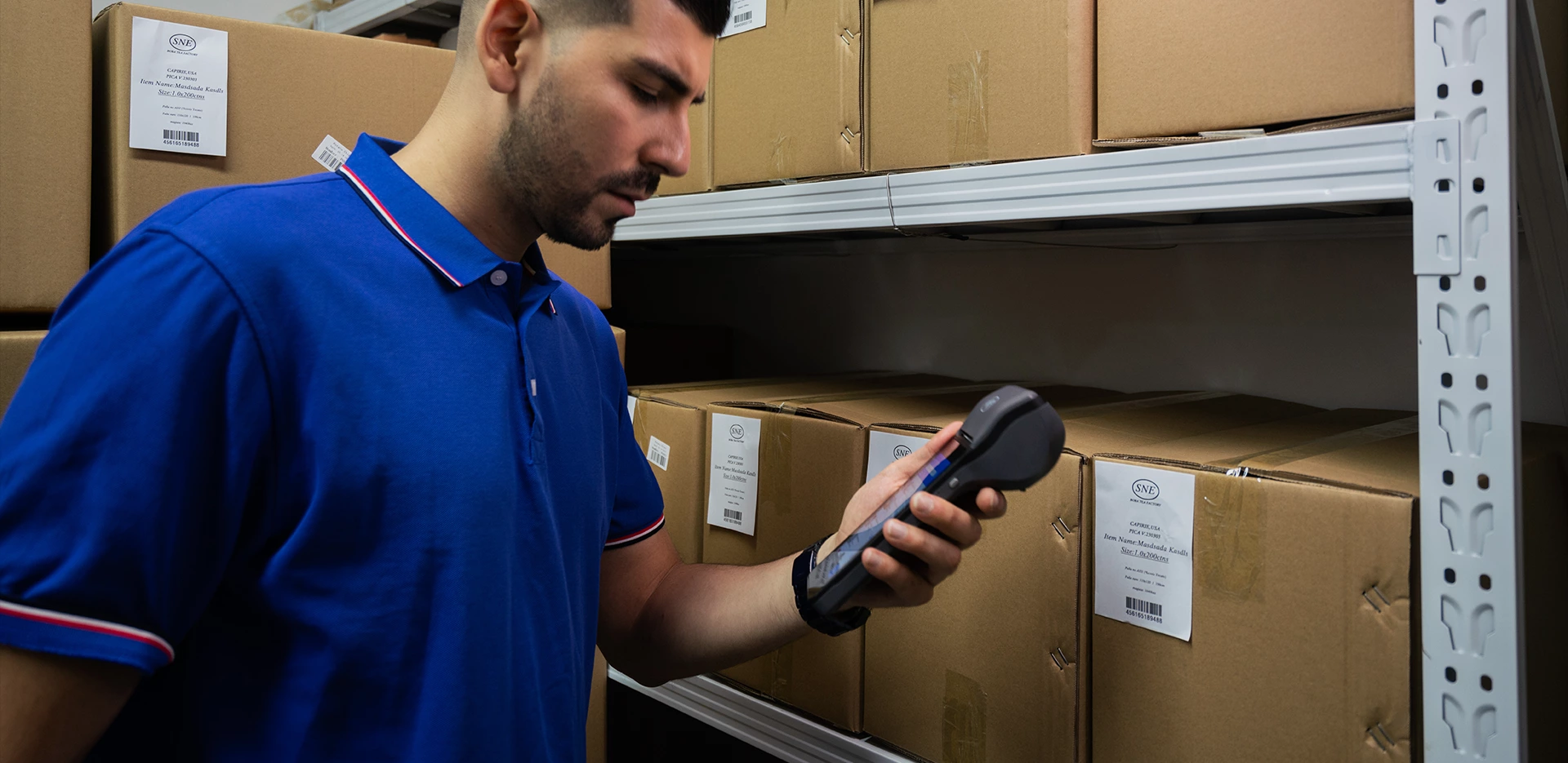 Q7 used for stocktaking in a warehouse